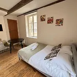 Louis Premier Et Second Centre Un Sejour A Part Διαμέρισμα *