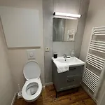 Louis Premier Et Second Centre Un Sejour A Part Διαμέρισμα Μετς
