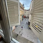 Louis Premier Et Second Centre Un Sejour A Part Διαμέρισμα *
