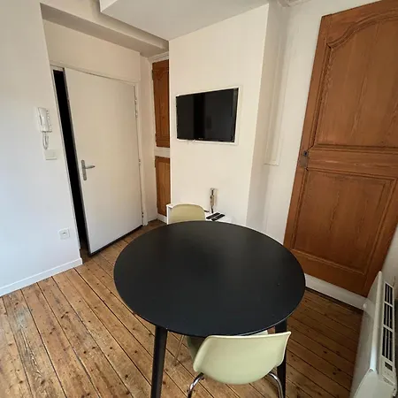 Louis Premier Et Second Centre Un à Part Apartamento
