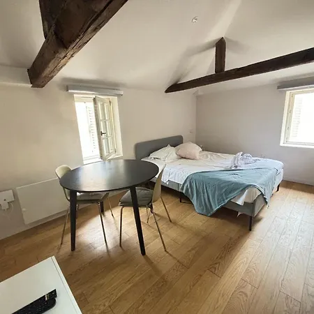 아파트 Louis Premier Et Second Centre Un Sejour A Part *