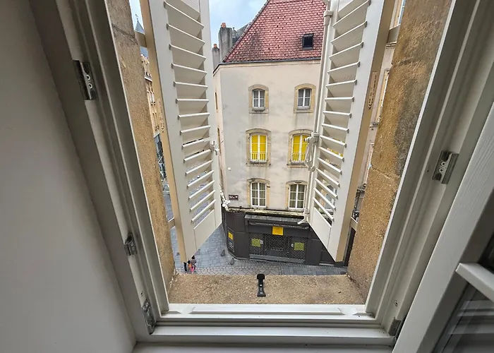 Louis Premier Et Second Centre Un Sejour A Part Διαμέρισμα *